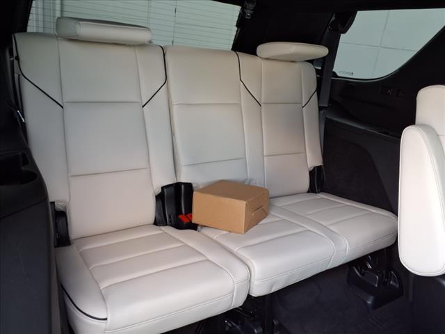 2024 Cadillac Escalade Vehicle Photo in TAMPA, FL 33612-3404