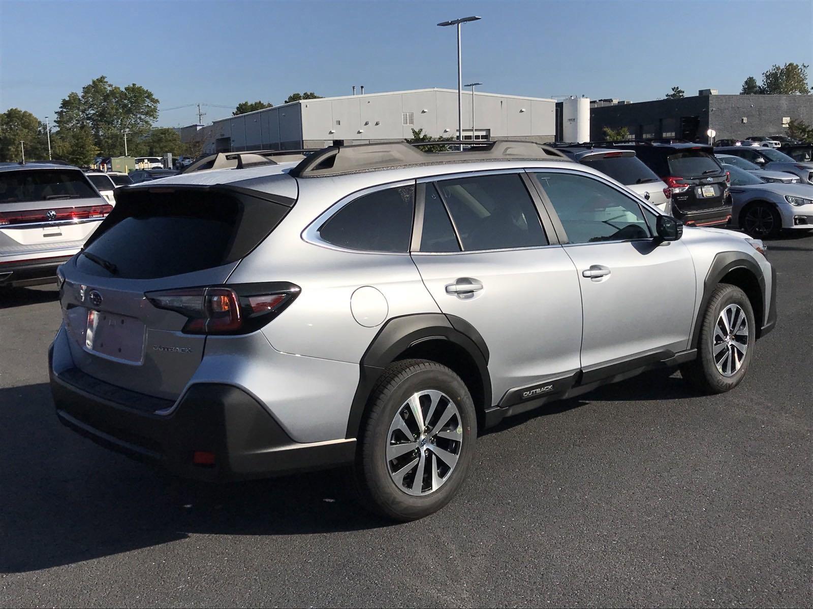 2025 Subaru Outback Vehicle Photo in Mechanicsburg, PA 17050