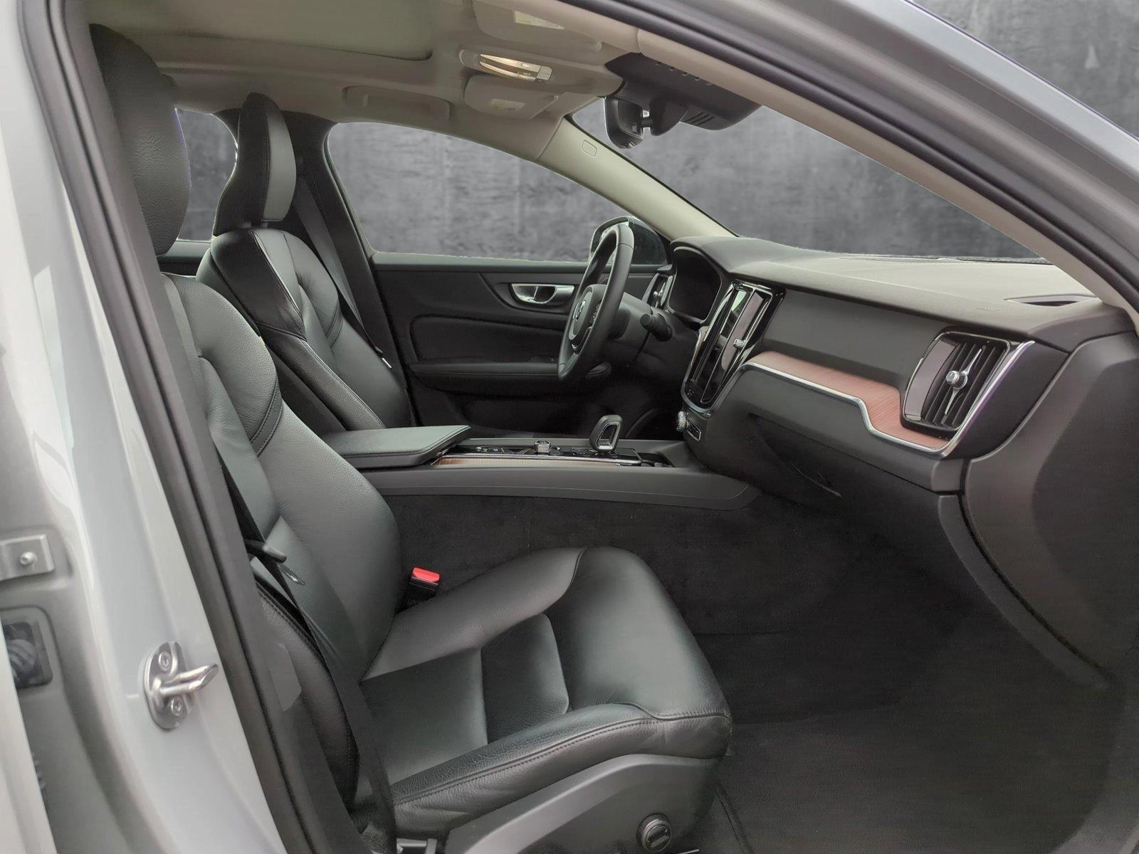 2024 Volvo S60 Vehicle Photo in Memphis, TN 38128