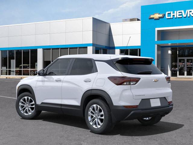 2025 Chevrolet Trailblazer Vehicle Photo in MOON TOWNSHIP, PA 15108-2571