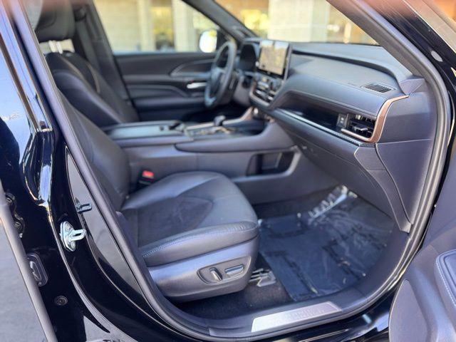 2024 Toyota Grand Highlander Vehicle Photo in DELRAY BEACH, FL 33483-3294