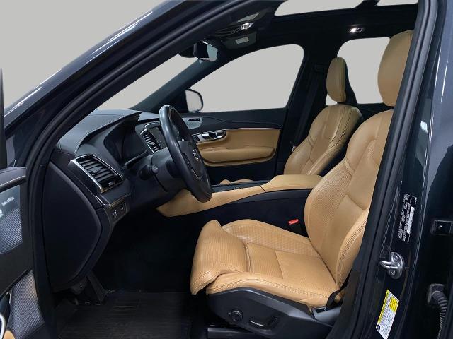 2022 Volvo XC90 Vehicle Photo in Appleton, WI 54913