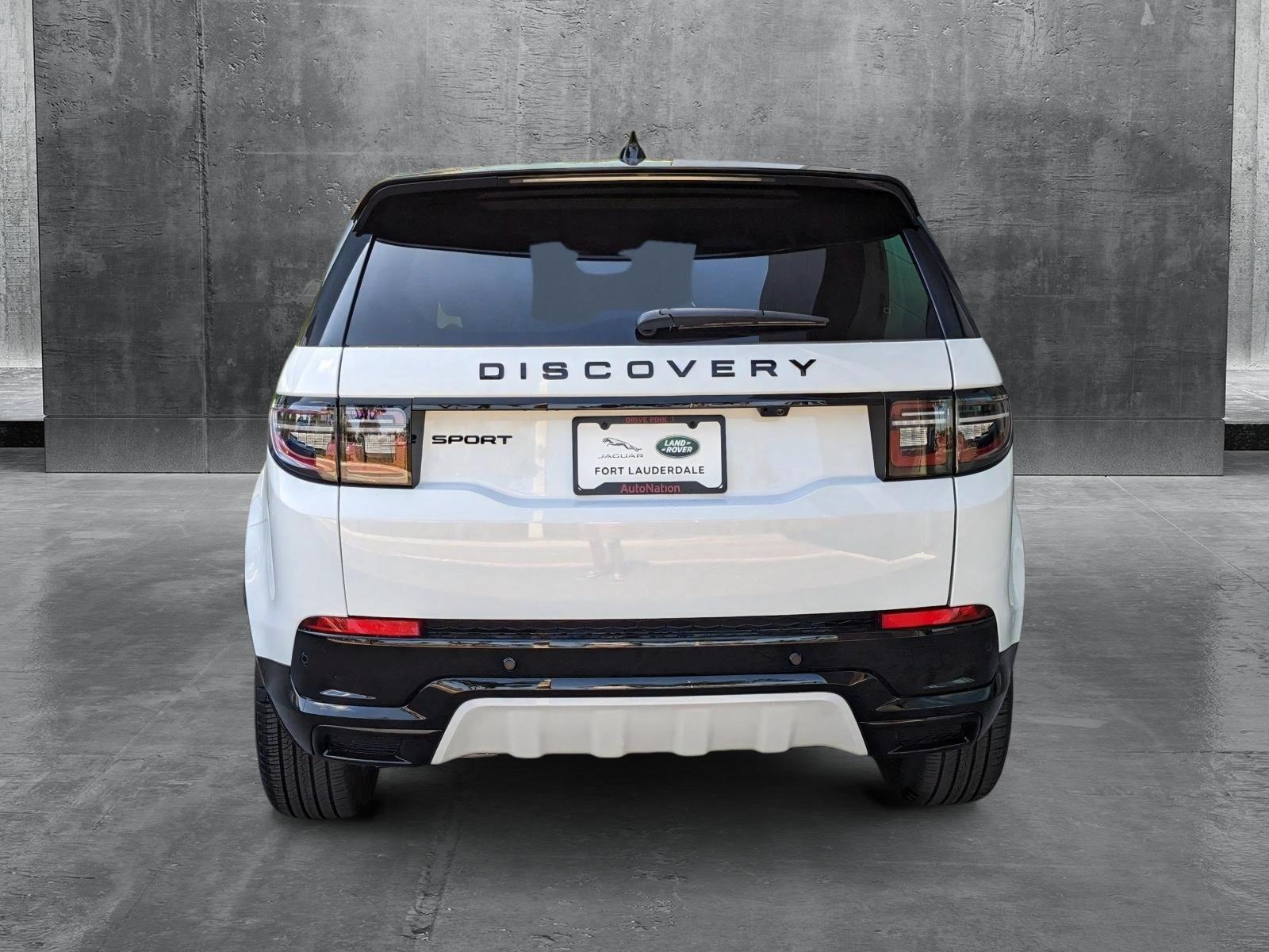 2025 Land Rover Discovery Sport Vehicle Photo in Pompano Beach, FL 33064