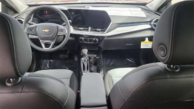 2025 Chevrolet Trax Vehicle Photo in FLAGSTAFF, AZ 86001-6214