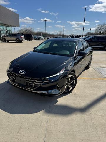 2021 Hyundai ELANTRA Vehicle Photo in Peoria, IL 61615