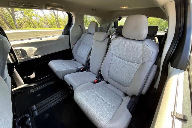 2021 Toyota Sienna Vehicle Photo in Tulsa, OK 74145