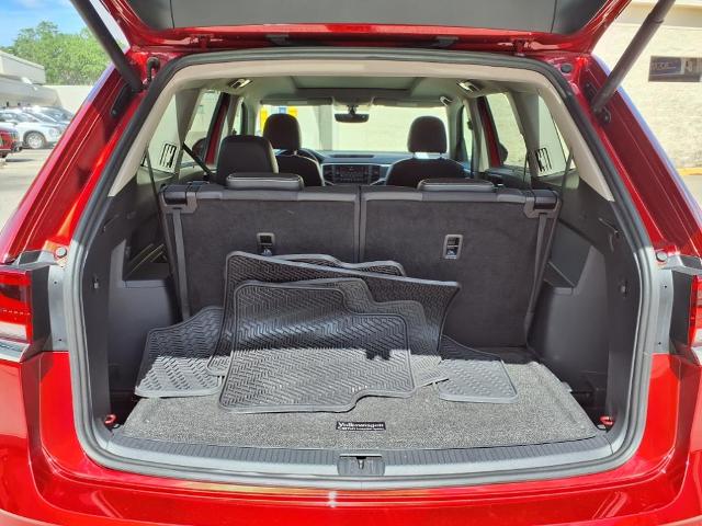 2021 Volkswagen Atlas Vehicle Photo in TAMPA, FL 33612-3404