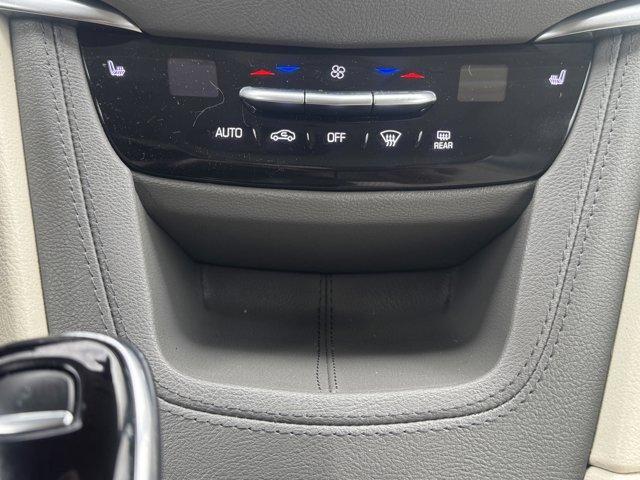 2021 Cadillac XT5 Vehicle Photo in LEOMINSTER, MA 01453-2952