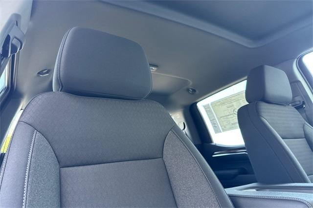 2025 GMC Sierra 1500 Vehicle Photo in ELK GROVE, CA 95757-8703