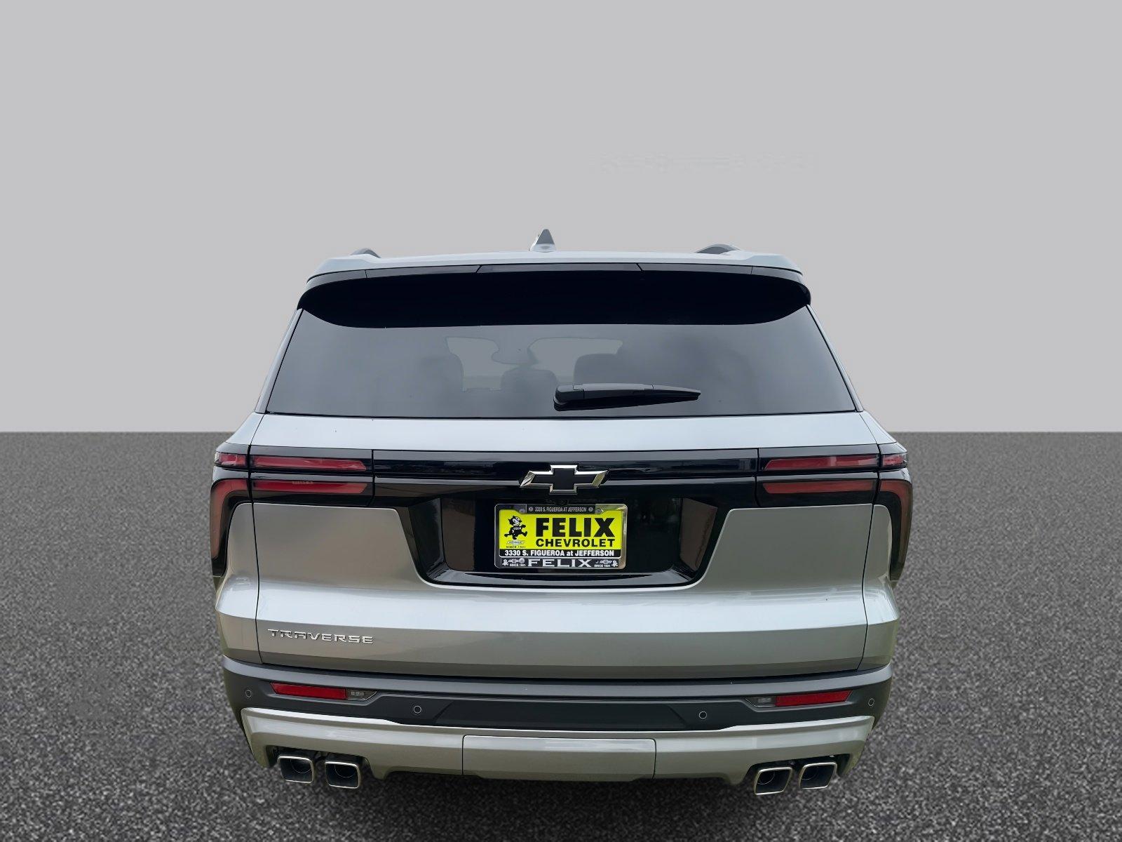 2025 Chevrolet Traverse Vehicle Photo in LOS ANGELES, CA 90007-3794