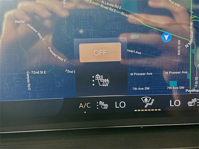 2025 Buick Envision Vehicle Photo in PUYALLUP, WA 98371-4149