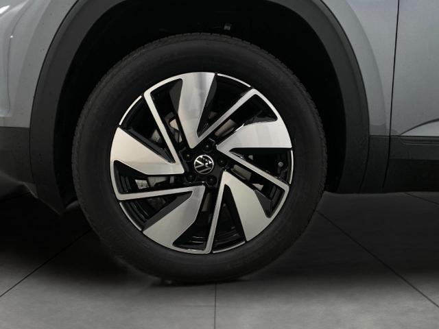 2025 Volkswagen Atlas Vehicle Photo in Appleton, WI 54913