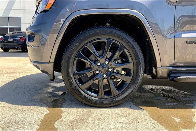 2019 Jeep Grand Cherokee Vehicle Photo in TOPEKA, KS 66609-0000