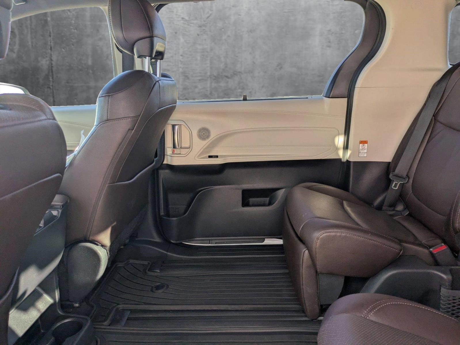 2023 Toyota Sienna Vehicle Photo in Winter Park, FL 32792