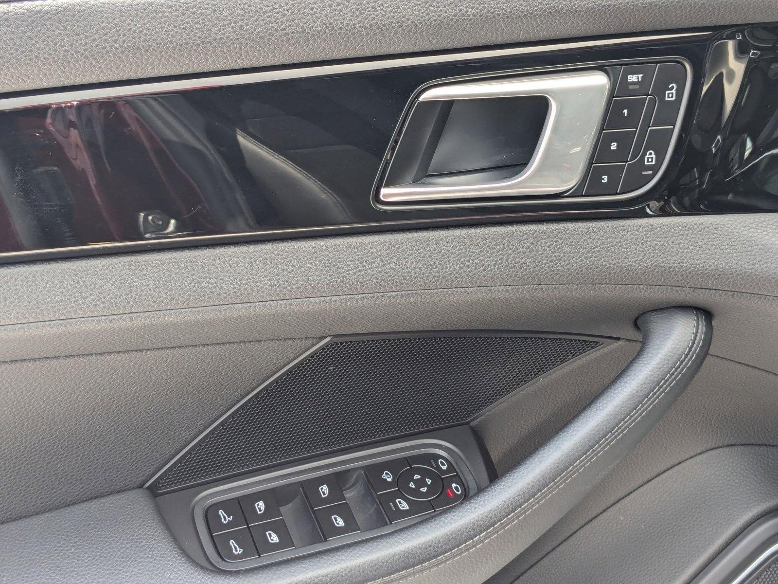 2022 Porsche Panamera Vehicle Photo in Maitland, FL 32751