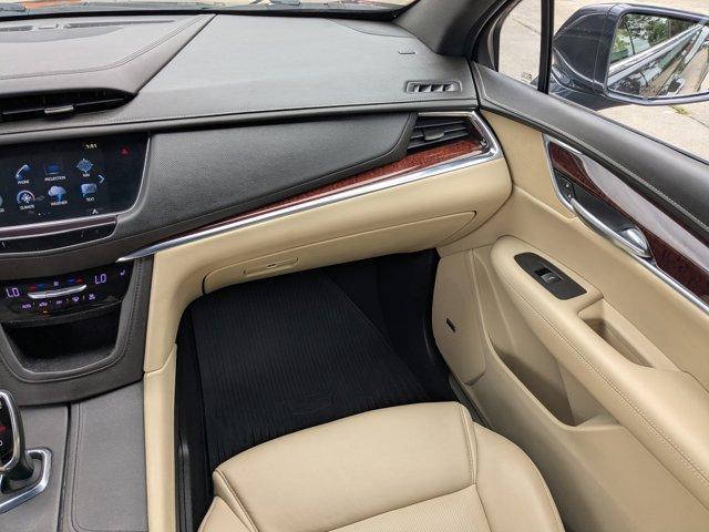 2018 Cadillac XT5 Vehicle Photo in BRUNSWICK, GA 31525-1881