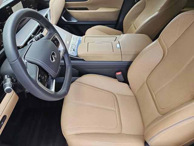 2025 INFINITI QX80 Vehicle Photo in Fort Worth, TX 76132