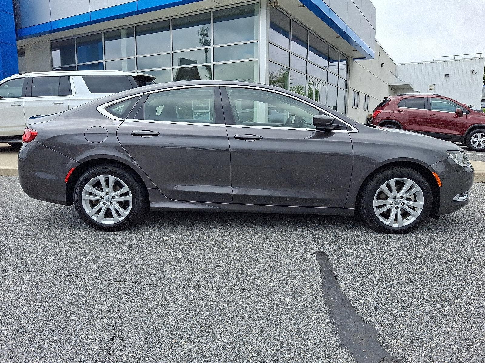 2015 Chrysler 200 Vehicle Photo in BETHLEHEM, PA 18017-9401