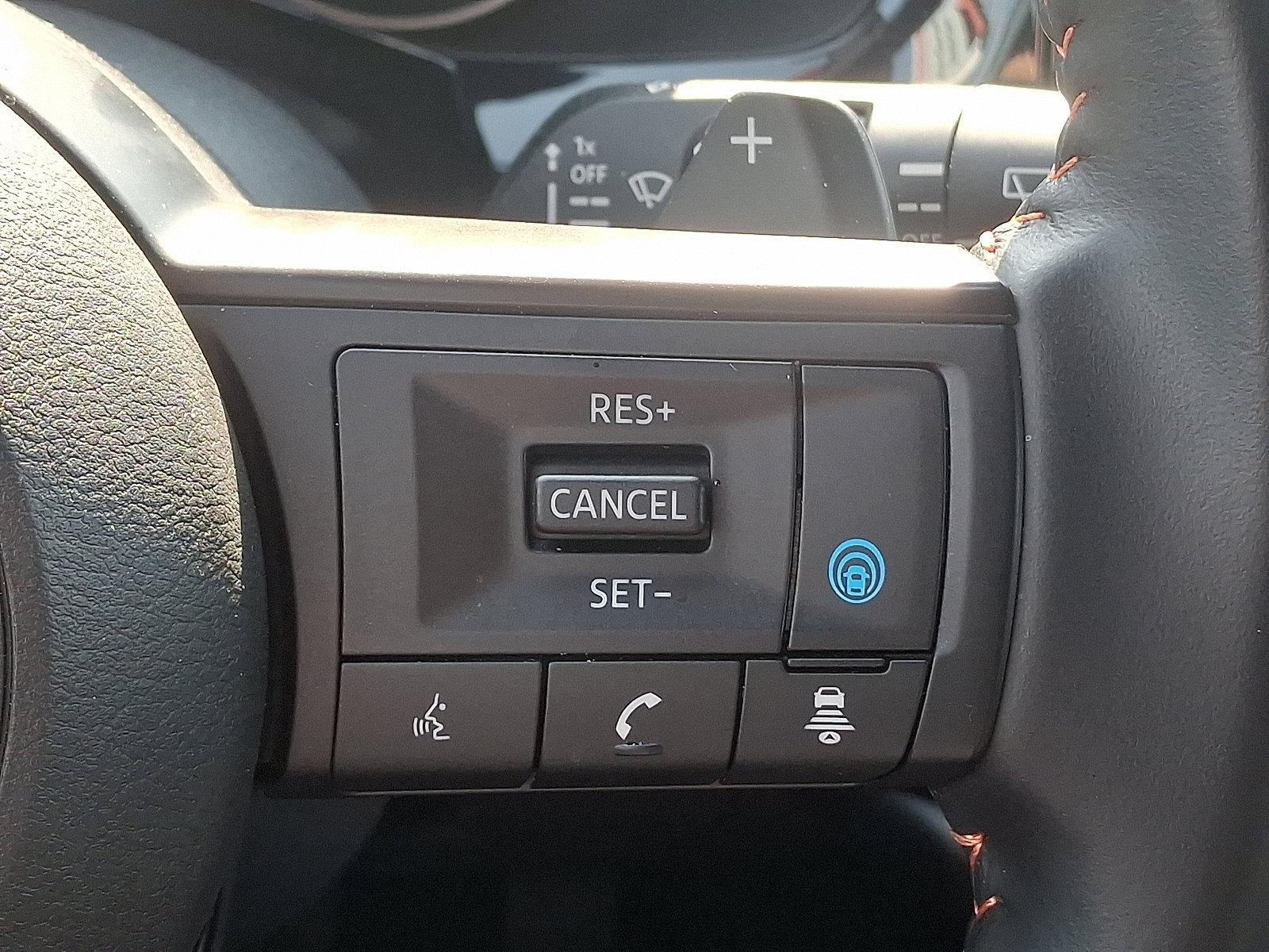 2024 Nissan Pathfinder Vehicle Photo in Harrisburg, PA 17111-1033