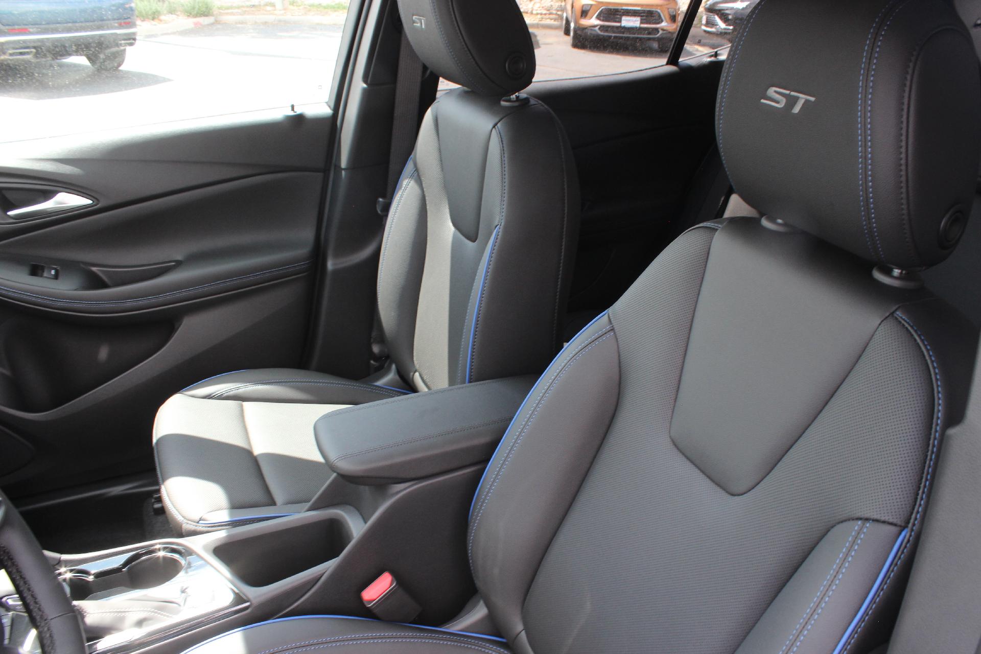 2026 Buick Encore GX Vehicle Photo in AURORA, CO 80012-4011