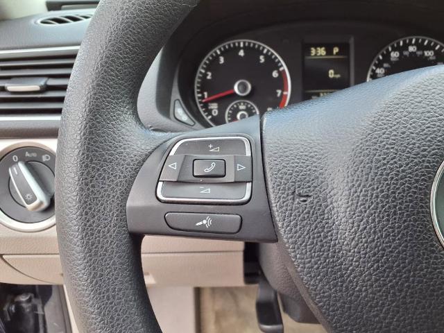 2013 Volkswagen Passat Vehicle Photo in HENDERSON, NC 27536-2966