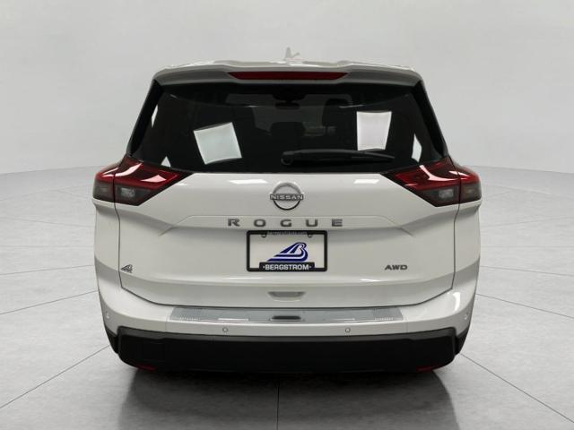 2025 Nissan Rogue Vehicle Photo in Appleton, WI 54913