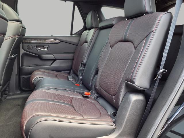 2025 Honda Pilot Vehicle Photo in Oshkosh, WI 54904