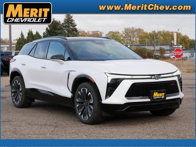 2025 Chevrolet Blazer EV Vehicle Photo in MAPLEWOOD, MN 55119-4794