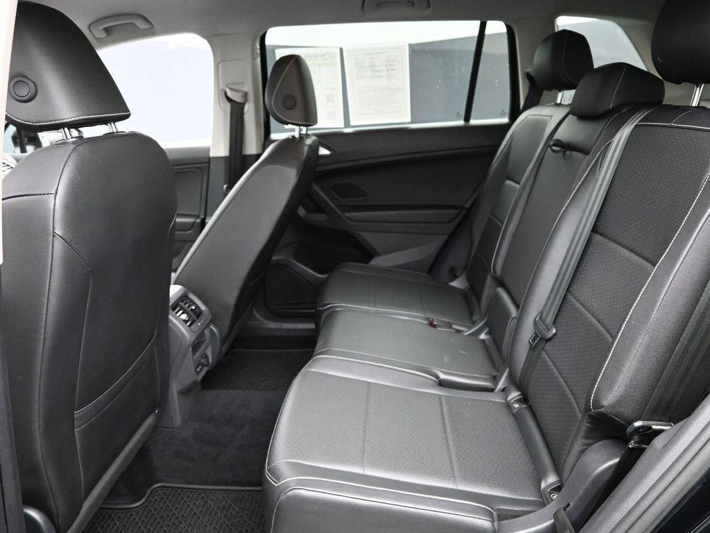 2021 Volkswagen Tiguan Vehicle Photo in Marion, IA 52302