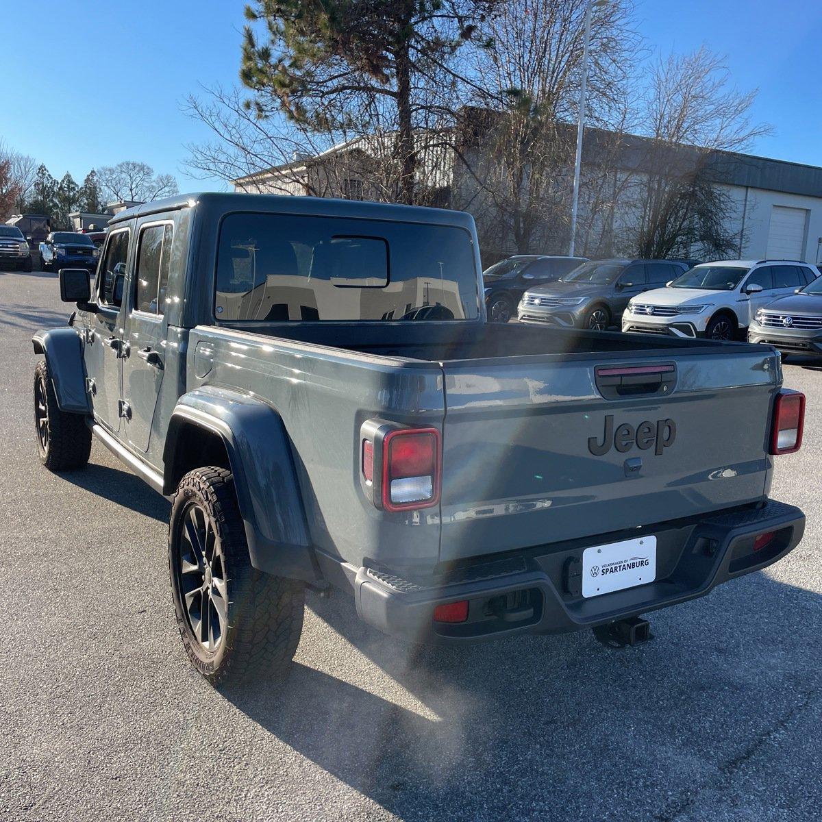 2024 Jeep Gladiator Vehicle Photo in LOS ANGELES, CA 90007-3794