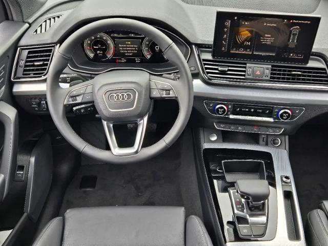 2025 Audi Q5 Vehicle Photo in SUGAR LAND, TX 77478