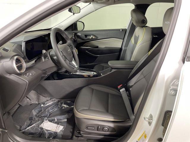 2025 Chevrolet Trax Vehicle Photo in PHOENIX, AZ 85014-3381