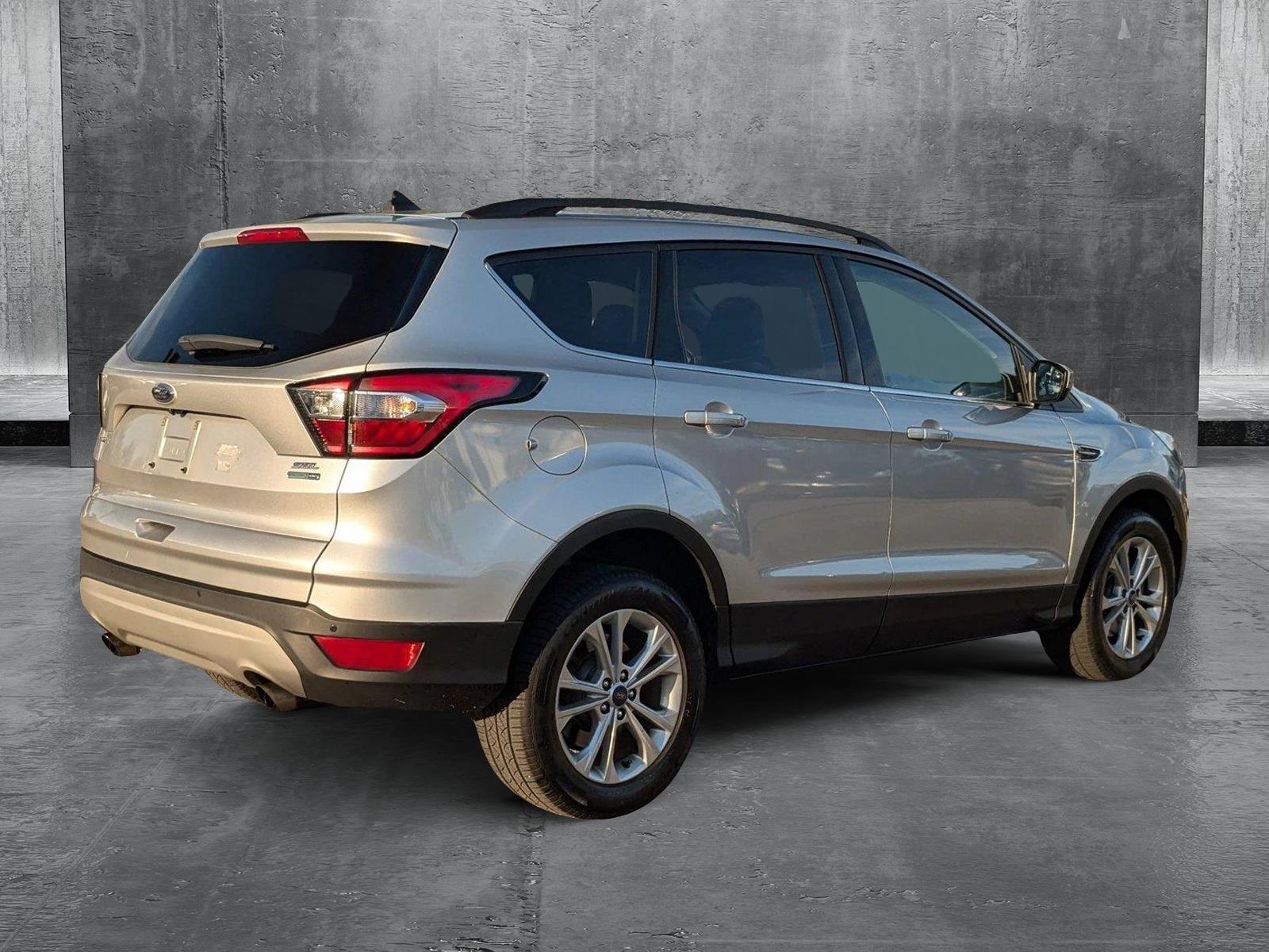 2018 Ford Escape Vehicle Photo in St. Petersburg, FL 33713