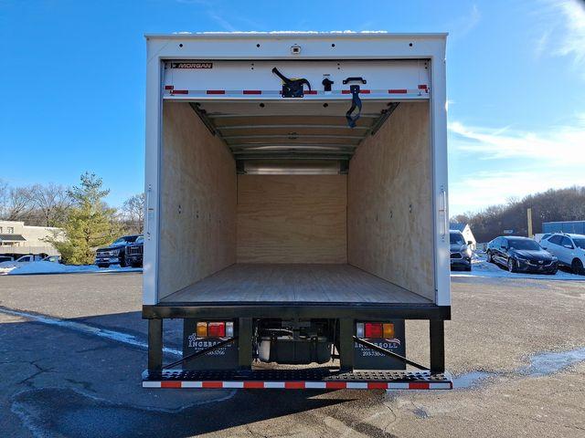 2024 Chevrolet Low Cab Forward 4500 Vehicle Photo in DANBURY, CT 06810-5034
