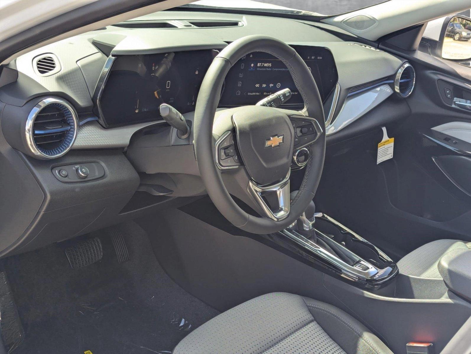 2025 Chevrolet Trax Vehicle Photo in PEMBROKE PINES, FL 33024-6534