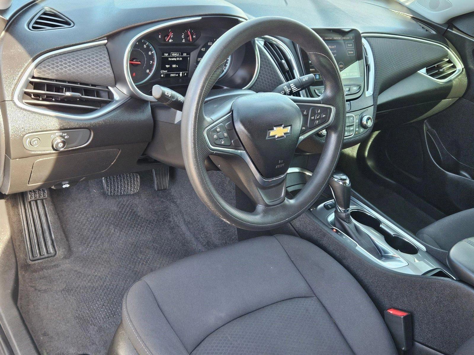 2019 Chevrolet Malibu Vehicle Photo in PEORIA, AZ 85382-3715