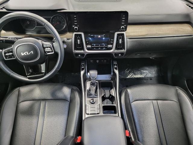 2023 Kia Sorento Vehicle Photo in Neenah, WI 54956