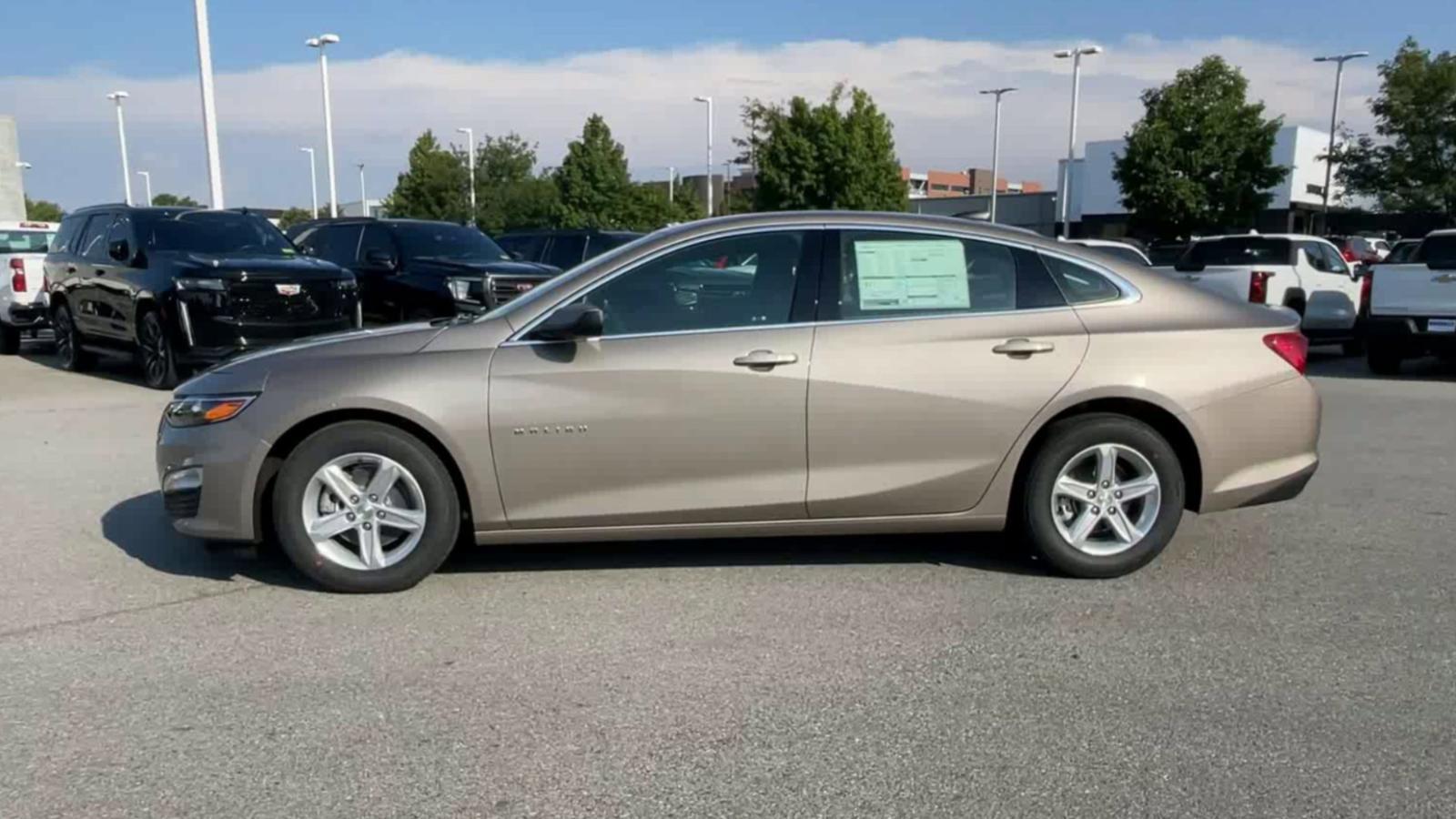 2025 Chevrolet Malibu Vehicle Photo in BENTONVILLE, AR 72712-4322