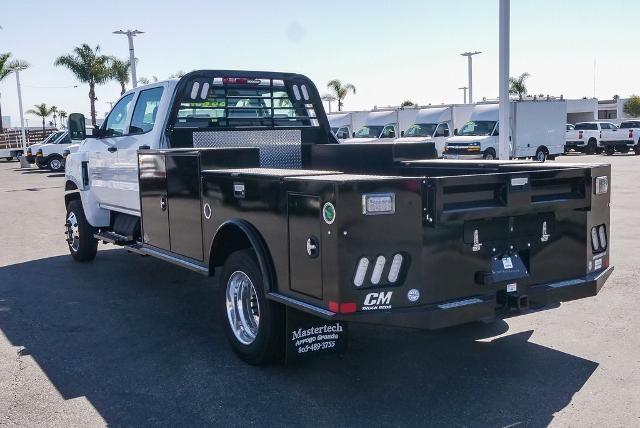 2023 Chevrolet Silverado Chassis Cab Vehicle Photo in VENTURA, CA 93003-8585