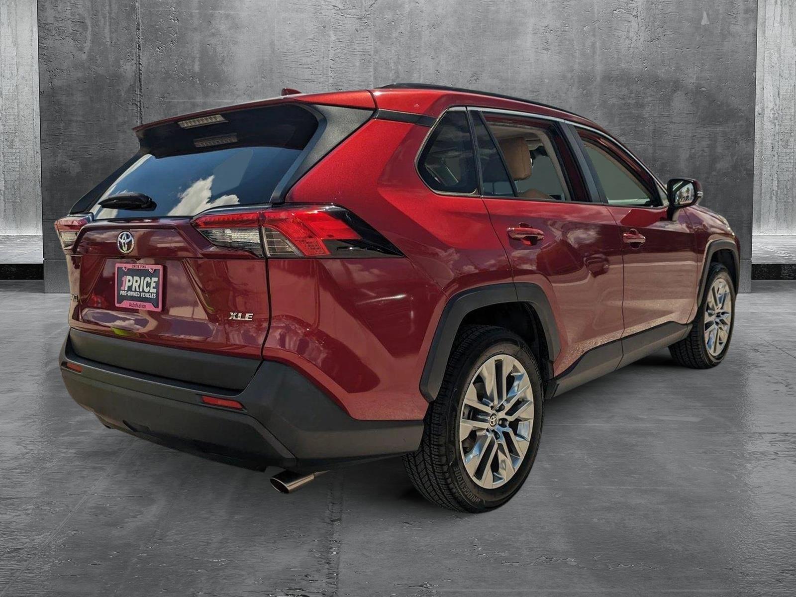 2020 Toyota RAV4 Vehicle Photo in Winter Park, FL 32792