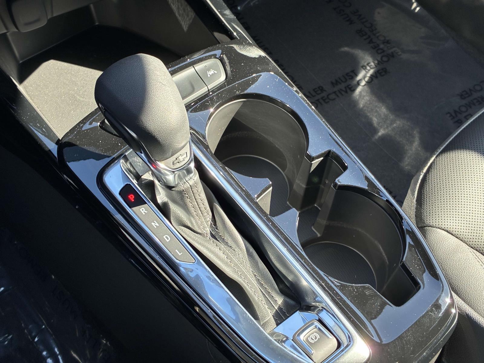 2025 Chevrolet Trax Vehicle Photo in LOS ANGELES, CA 90007-3794