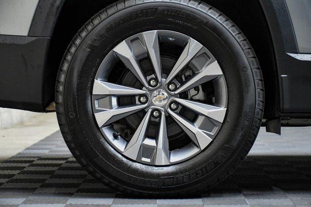 2025 Chevrolet Equinox Vehicle Photo in EVERETT, WA 98203-5662