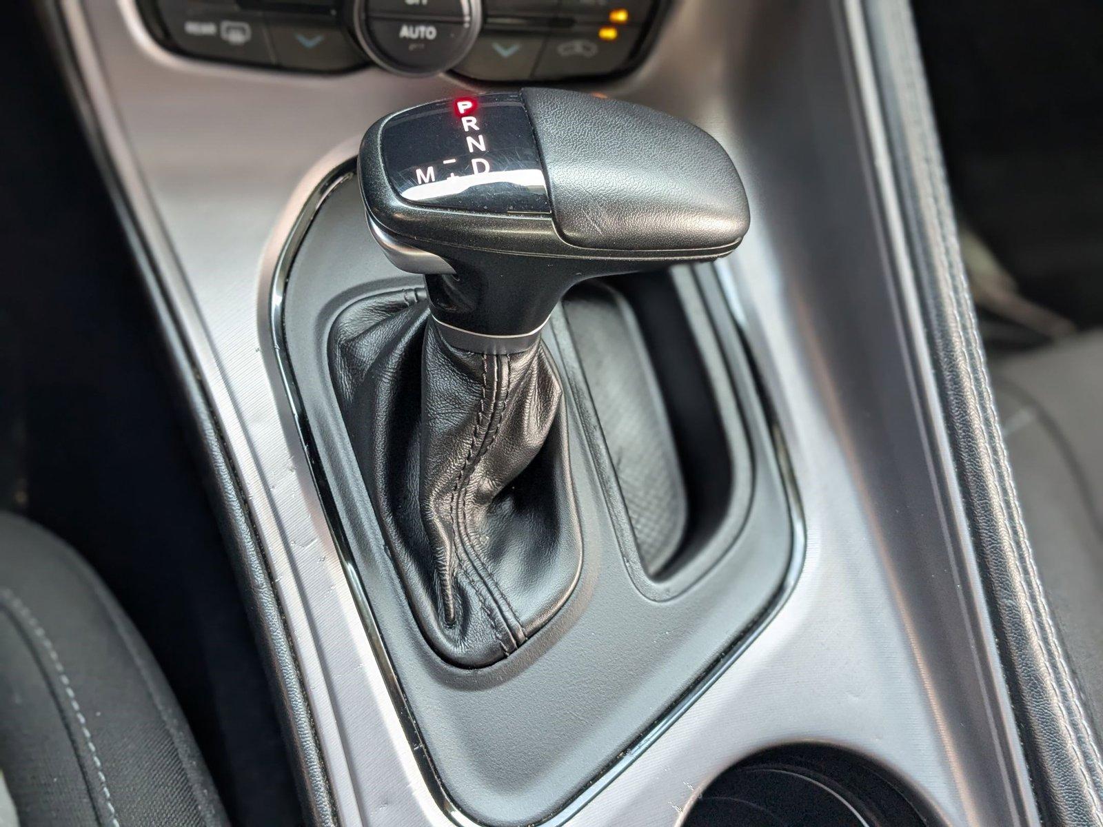 2023 Dodge Challenger Vehicle Photo in Valencia, CA 91355