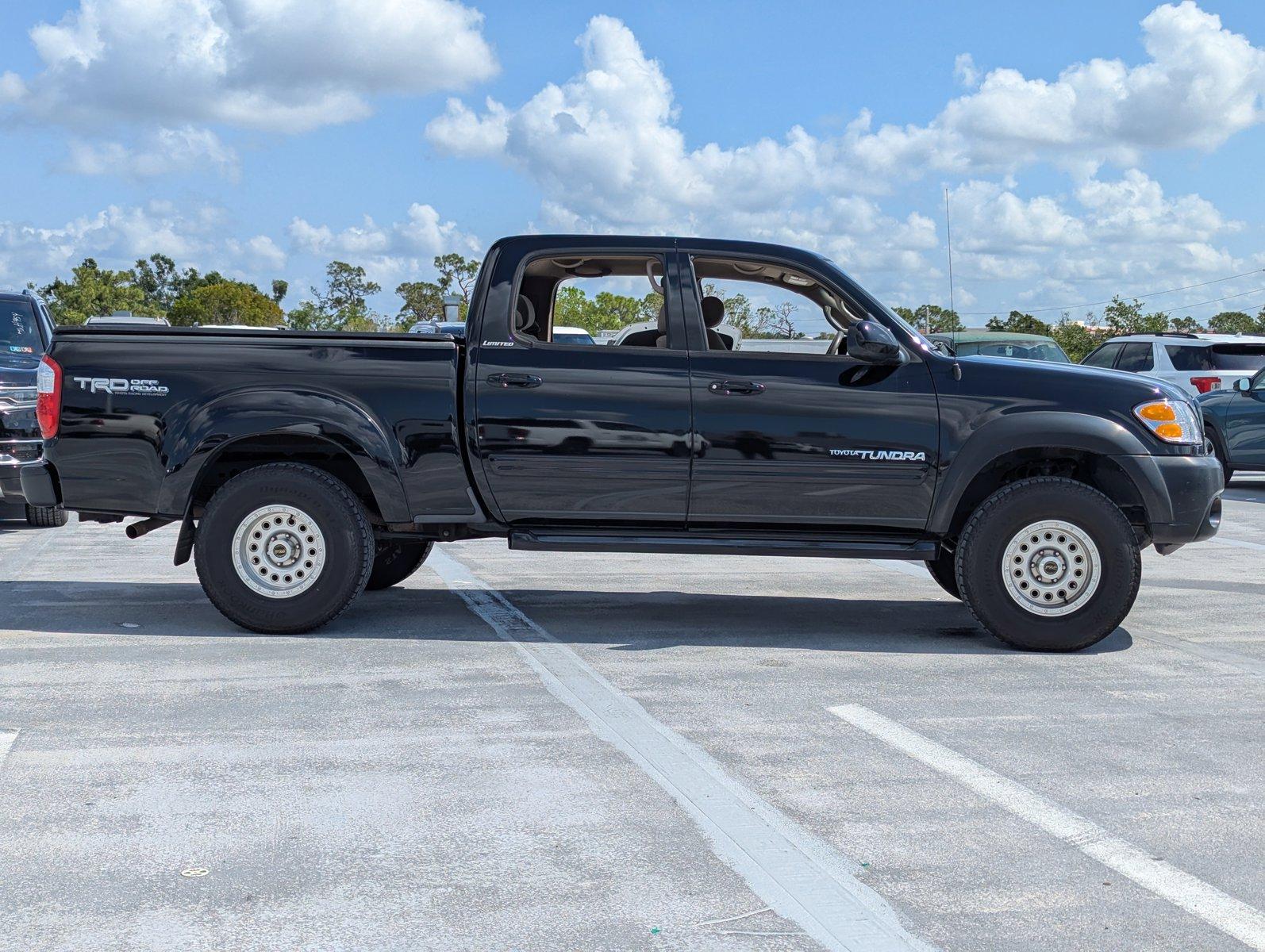 2004 Toyota Tundra Vehicle Photo in Ft. Myers, FL 33907