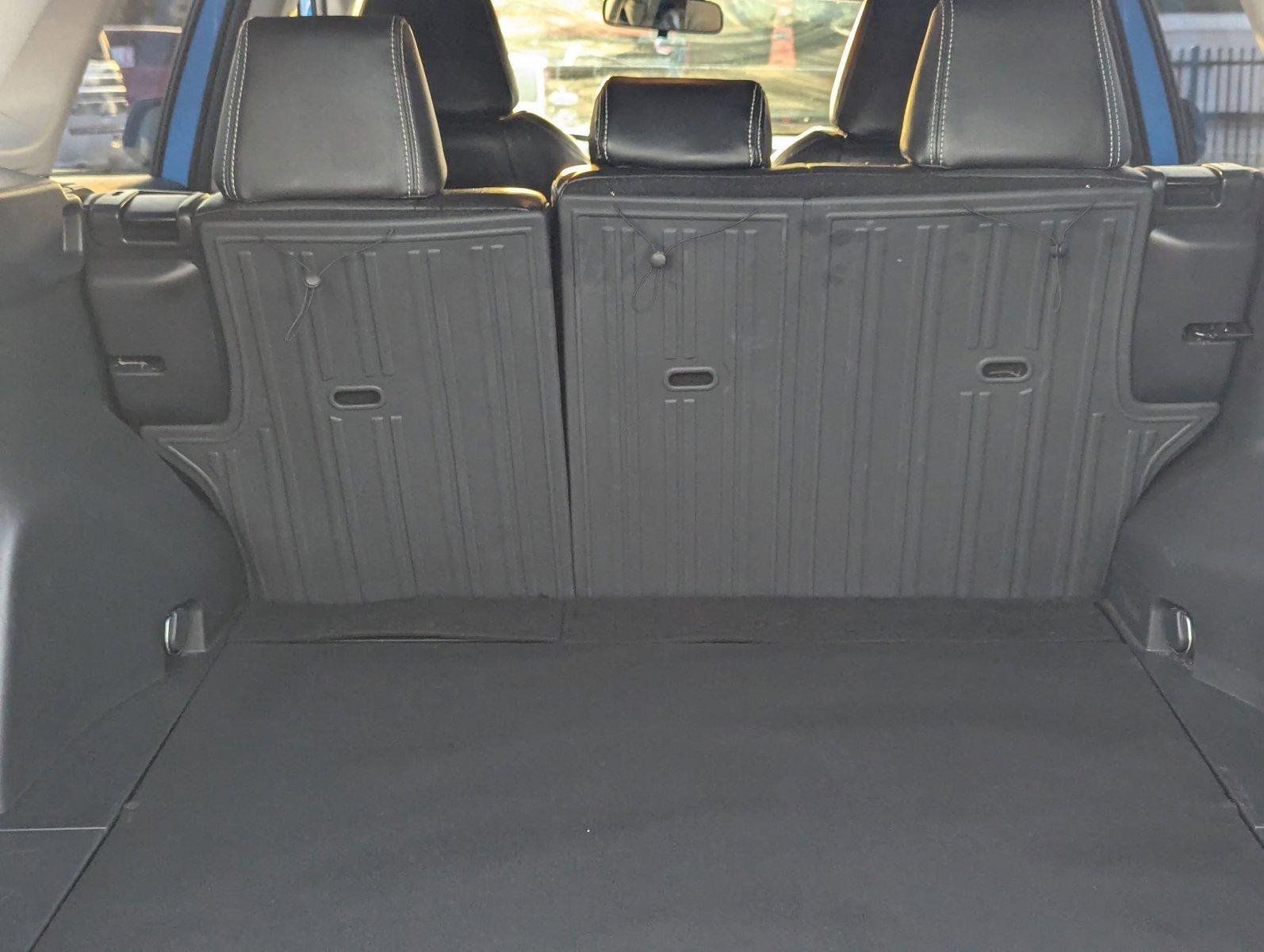 2019 Toyota RAV4 Vehicle Photo in MIAMI, FL 33134-2699