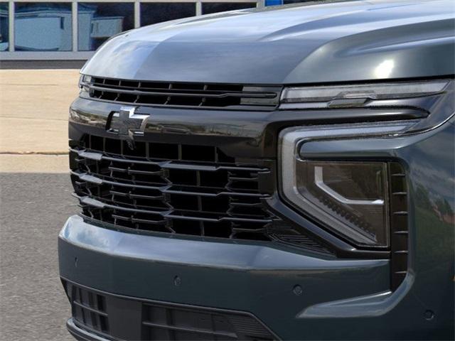 2025 Chevrolet Suburban Vehicle Photo in ENGLEWOOD, CO 80113-6708