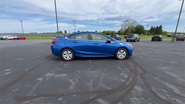 2018 Chevrolet Cruze Vehicle Photo in TULLY, NY 13159-3159