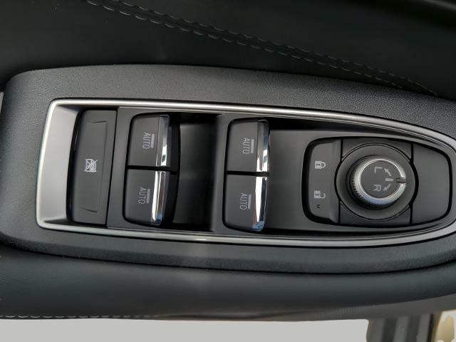 2025 Subaru Outback Vehicle Photo in Green Bay, WI 54304