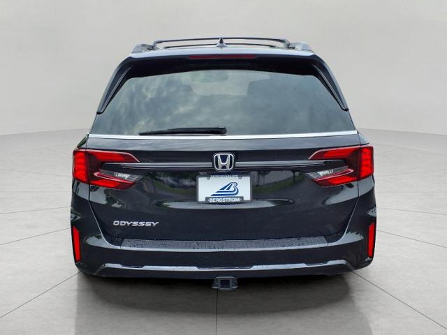 2025 Honda Odyssey Vehicle Photo in Oshkosh, WI 54904