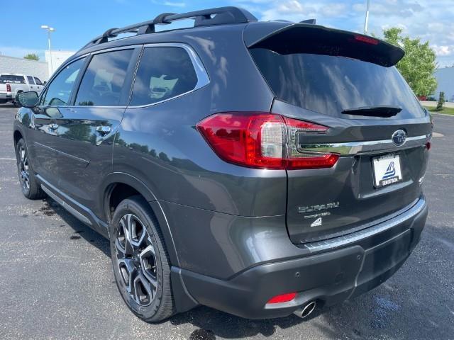 2024 Subaru Ascent Vehicle Photo in Oshkosh, WI 54904